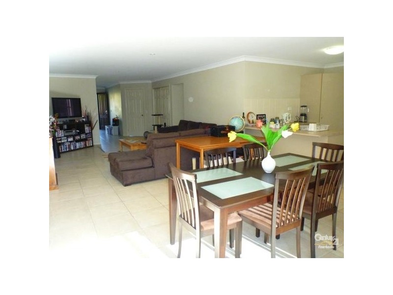 29 Stockdale Street, Pacific Pines QLD 4211