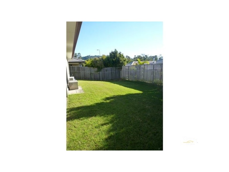 29 Stockdale Street, Pacific Pines QLD 4211