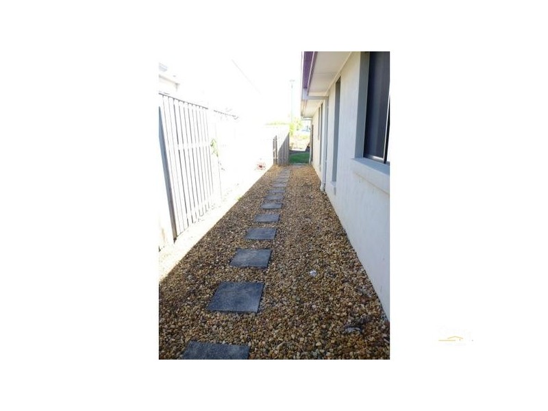 29 Stockdale Street, Pacific Pines QLD 4211