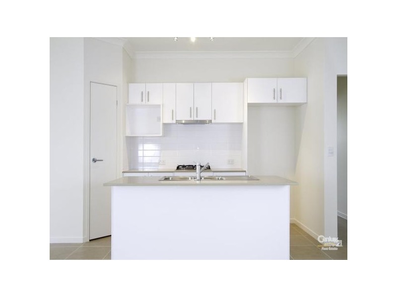 23 Rhodium Drive, Hope Island QLD 4212