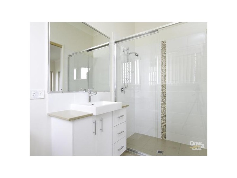 23 Rhodium Drive, Hope Island QLD 4212