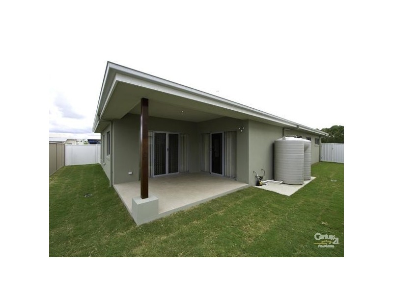 23 Rhodium Drive, Hope Island QLD 4212