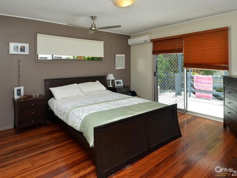 53 Dolphin Avenue, Mermaid Beach QLD 4218