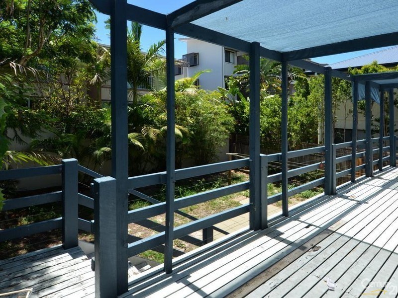 53 Dolphin Avenue, Mermaid Beach QLD 4218