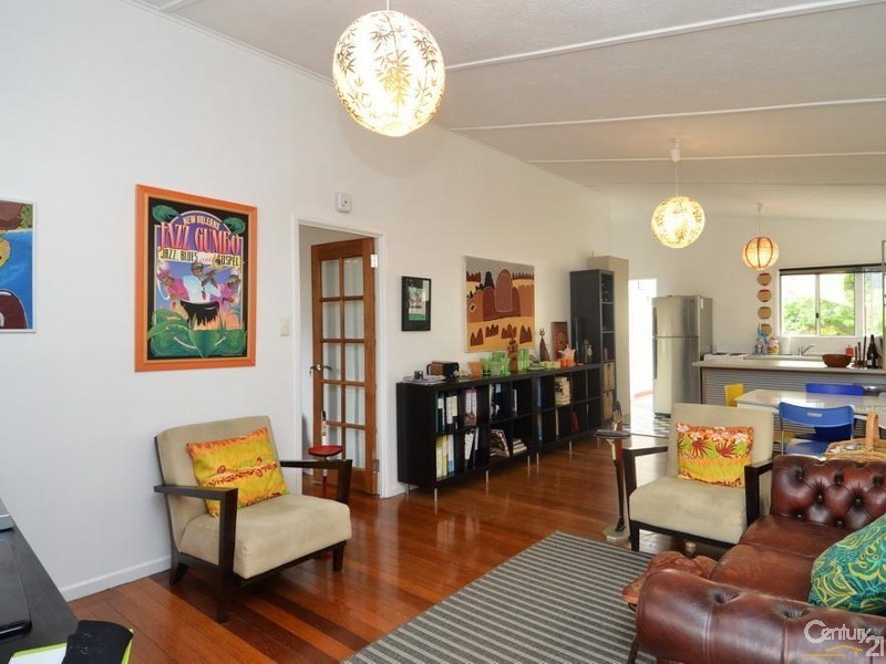 7 Glenelg Avenue, Mermaid Beach QLD 4218