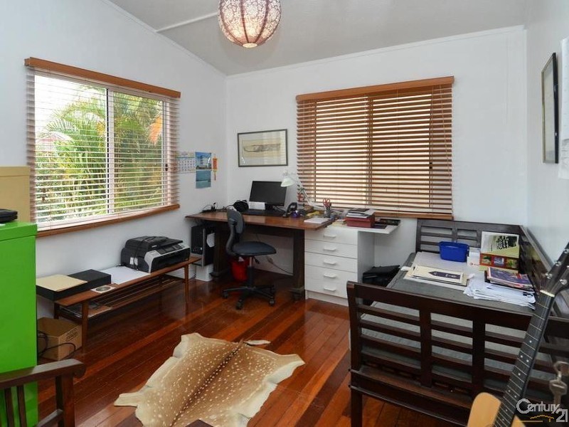 7 Glenelg Avenue, Mermaid Beach QLD 4218