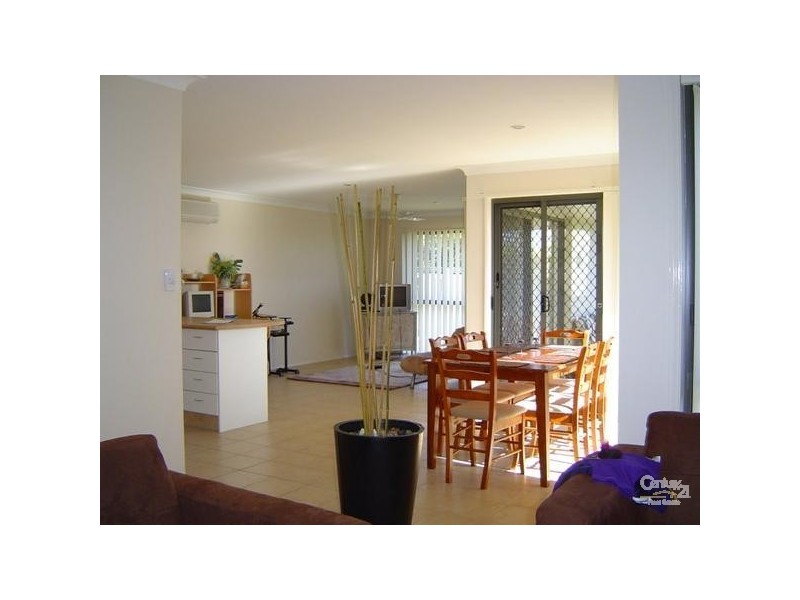 45 Murchison Street, Pacific Pines QLD 4211