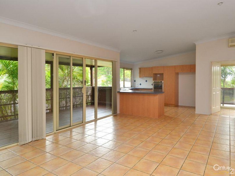 1 Pago Tce, Pacific Pines QLD 4211