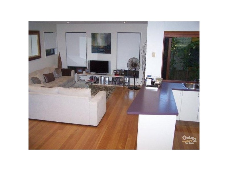 11  Stephens Street, Burleigh Heads QLD 4220