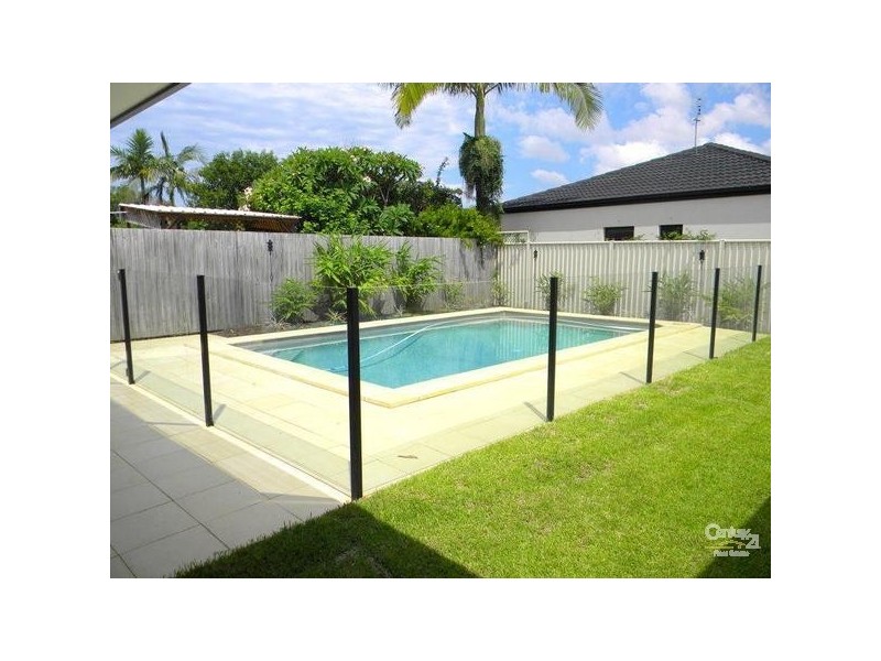 22 Bittern Way, Burleigh Waters QLD 4220