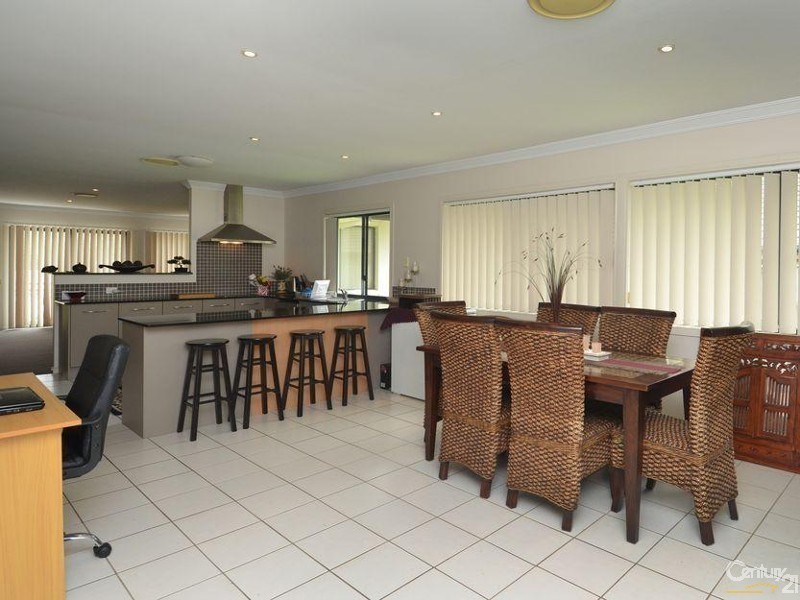 9 Northpoint Close, Robina QLD 4226