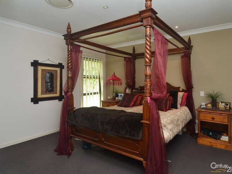 9 Northpoint Close, Robina QLD 4226