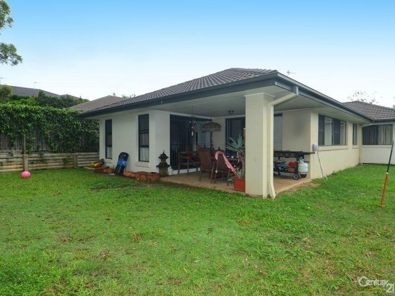 9 Northpoint Close, Robina QLD 4226