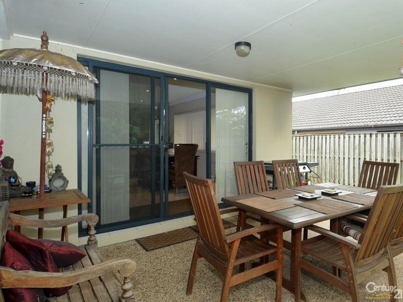 9 Northpoint Close, Robina QLD 4226