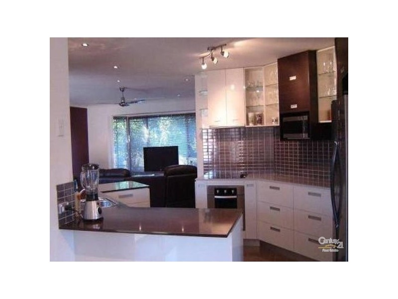 56 Cootharaba Drive, Helensvale QLD 4212