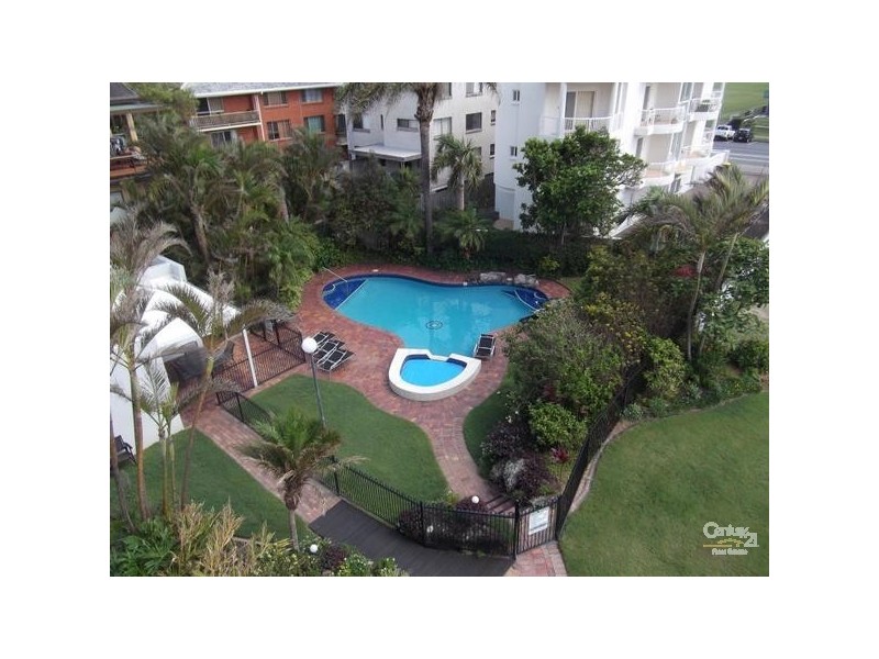 7 Britannia Avenue, Broadbeach QLD 4218