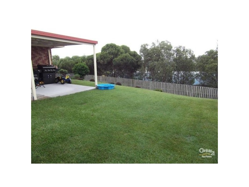 30 Manra Way, Pacific Pines QLD 4211