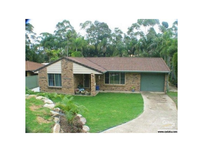 33 Kenneth Drive, Highland Park QLD 4211