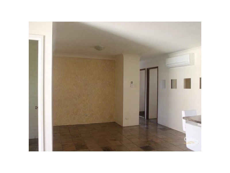 7/22-24 Duet Drive, Mermaid Waters QLD 4218