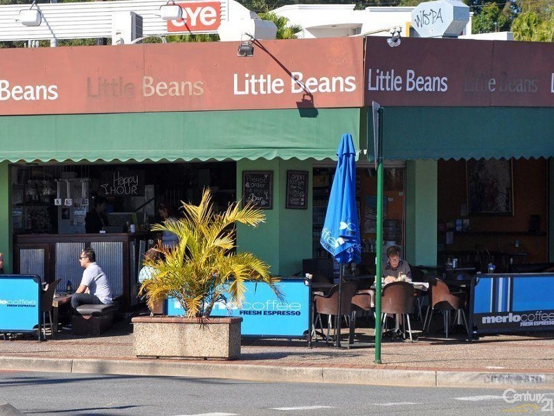 16 Alec Avenue, Mermaid Waters QLD 4218