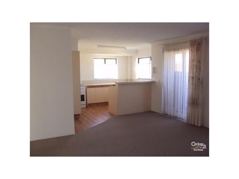 7/7  Nalla Court, Palm Beach QLD 4221