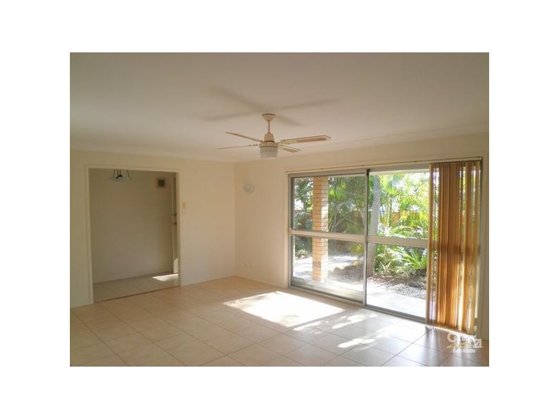 1/132 Rio Vista Boulevard, Broadbeach Waters QLD 4218