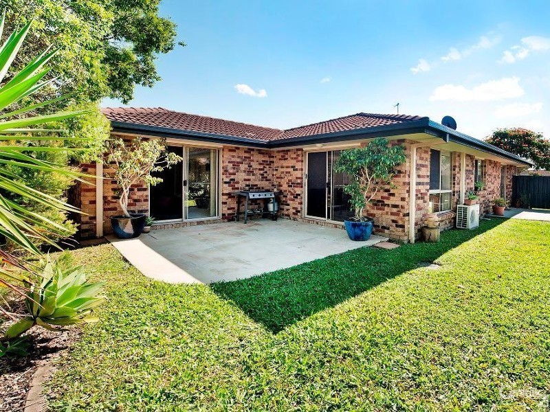 5 Sonama Court, Burleigh Waters QLD 4220