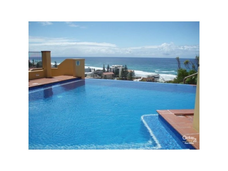 B8 Magic Mountain Resort, Miami QLD 4220