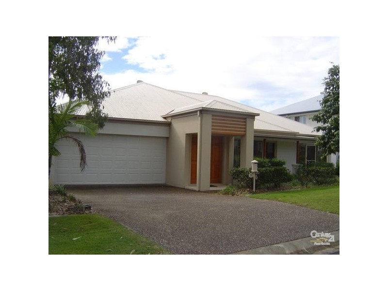 8 Fidelis Place, Coomera QLD 4209