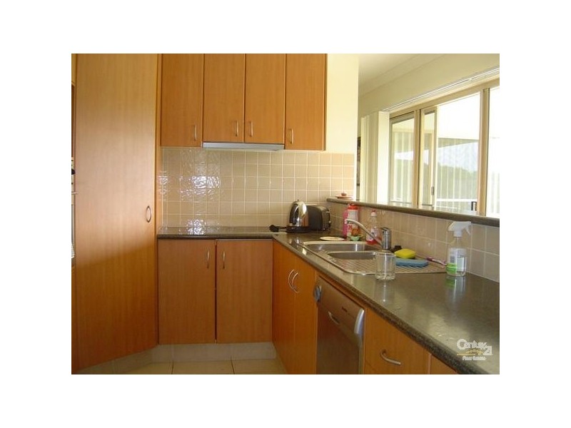 8 Fidelis Place, Coomera QLD 4209