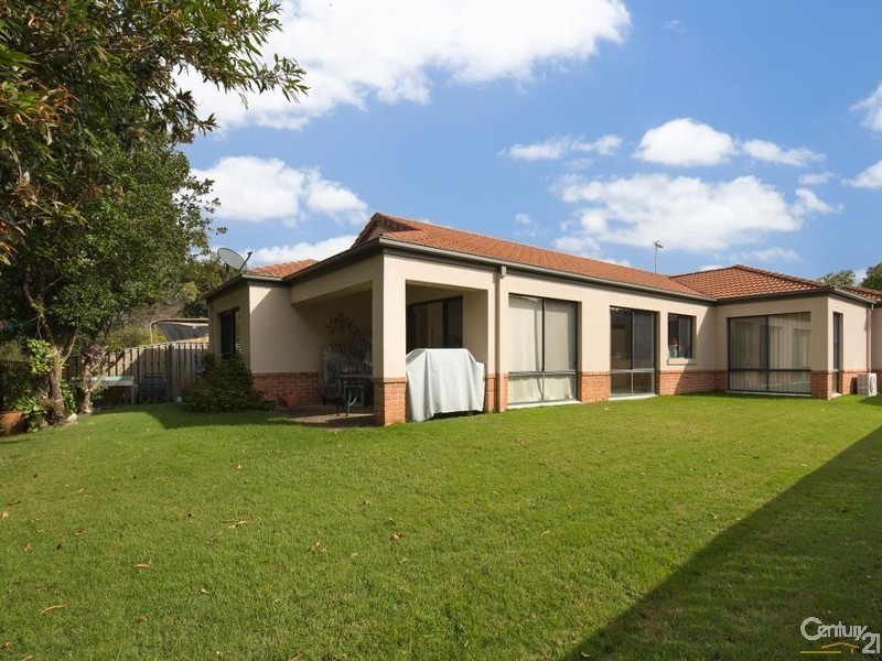 19 Dunstan Drive, Robina QLD 4226