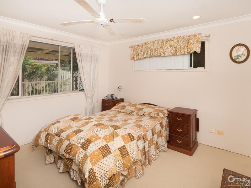 11 Doggett Drive, Miami QLD 4220