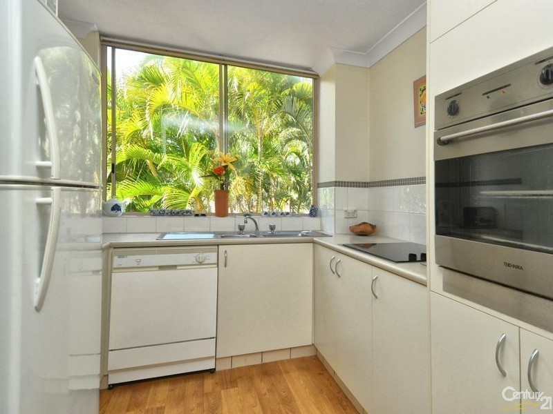 43/15 Santa Monica Road, Miami QLD 4220