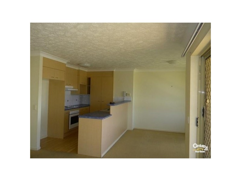 8/2-4 Mountainview Avenue, Miami QLD 4220