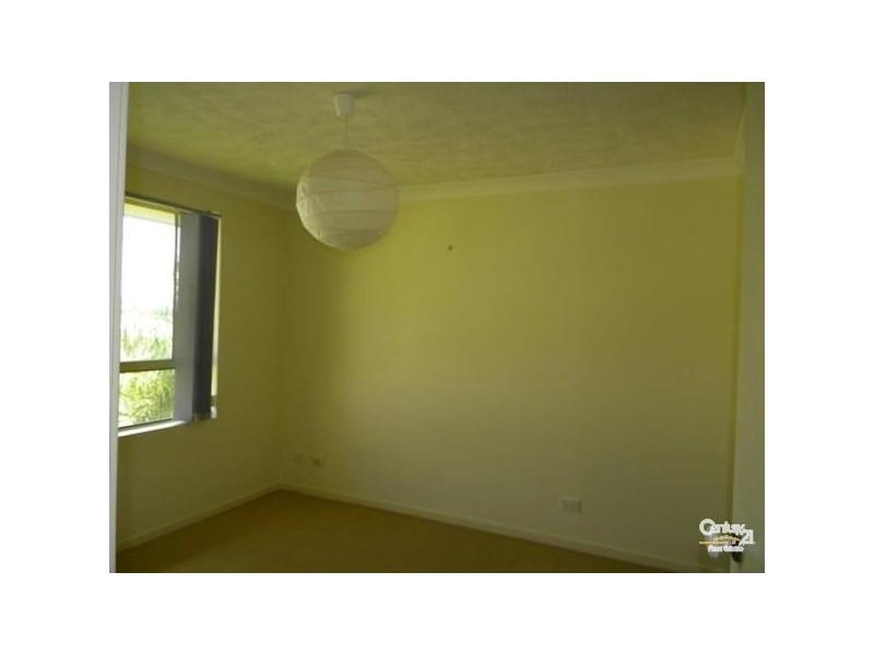 8/2-4 Mountainview Avenue, Miami QLD 4220