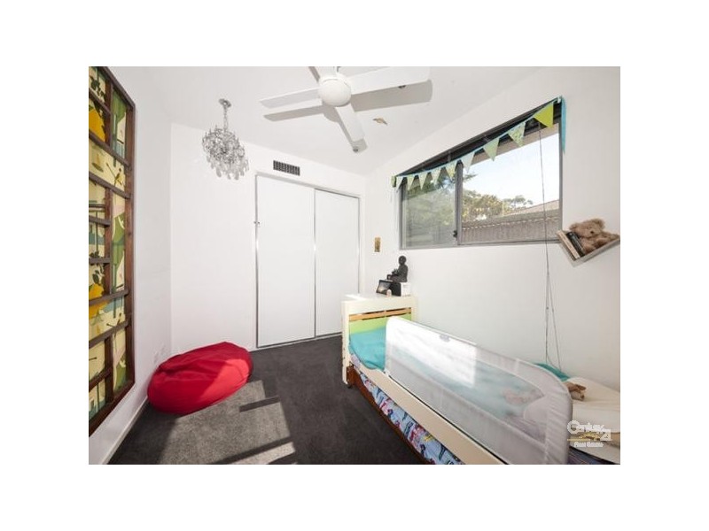 1/20 Nobby Parade, Miami QLD 4220