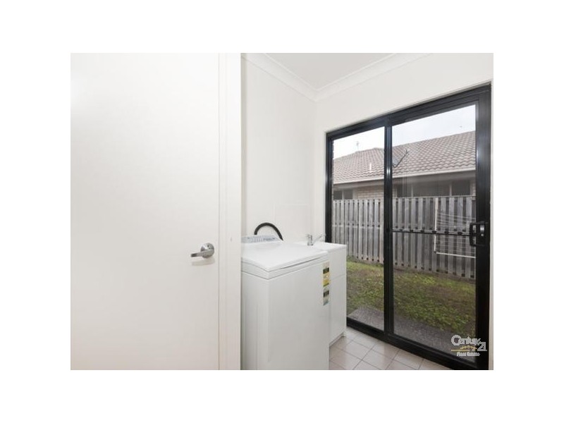 6 Kingair Road, Coomera QLD 4209