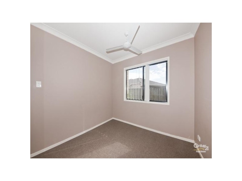 6 Kingair Road, Coomera QLD 4209