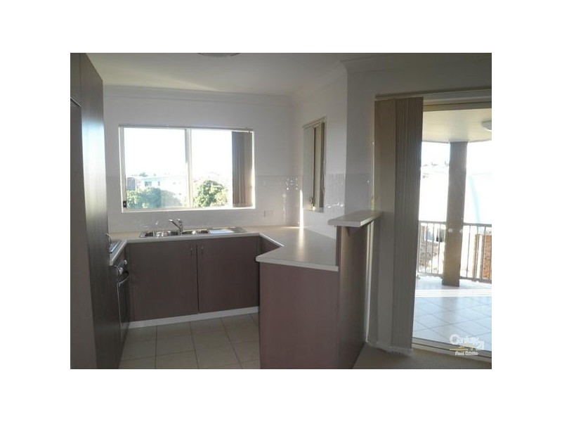 7/131 Muir Street, Labrador QLD 4215