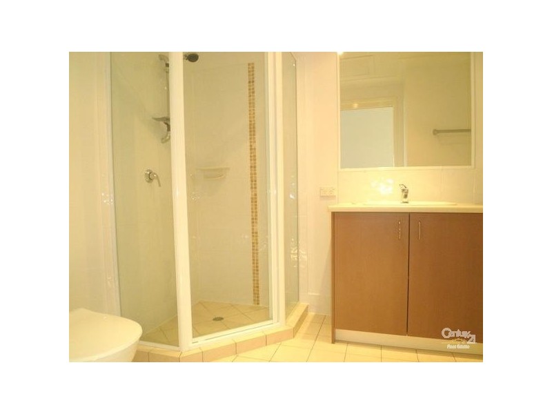 7/131 Muir Street, Labrador QLD 4215