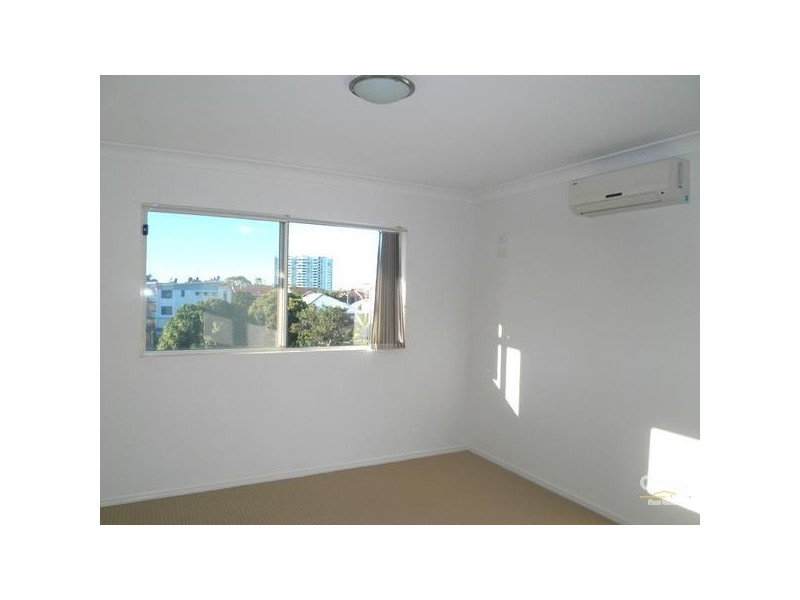 7/131 Muir Street, Labrador QLD 4215