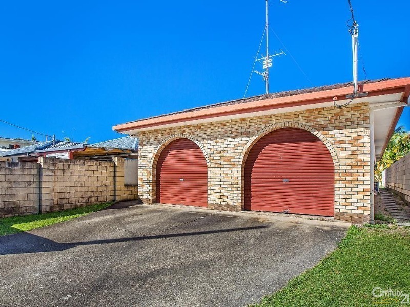 57 Nobby Parade, Miami QLD 4220