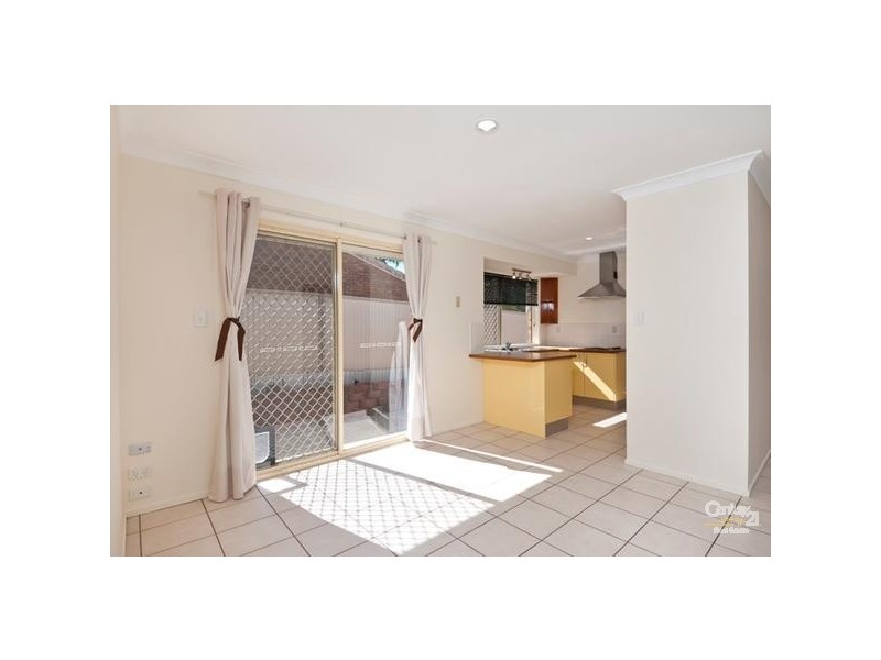 136 Mildura Drive, Helensvale QLD 4212