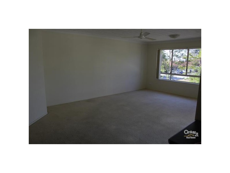 2/62 Brighton Street, Biggera Waters QLD 4216