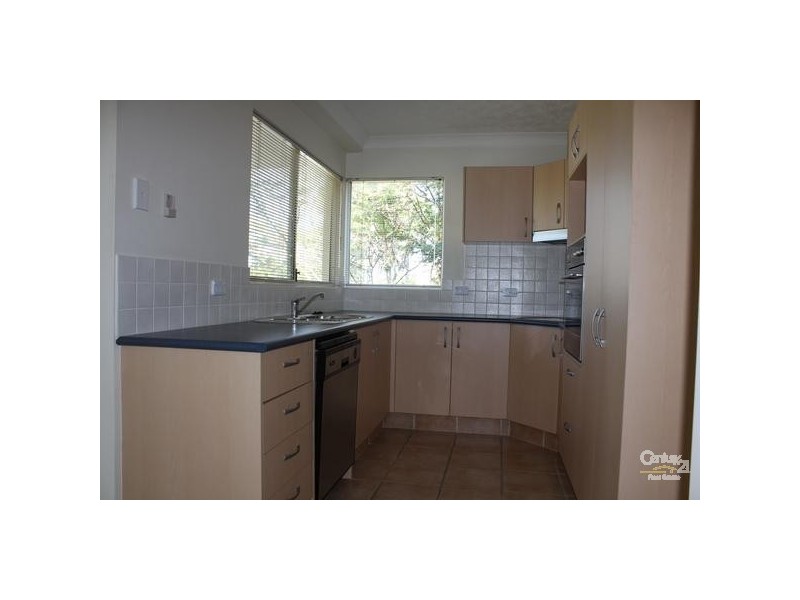2/62 Brighton Street, Biggera Waters QLD 4216