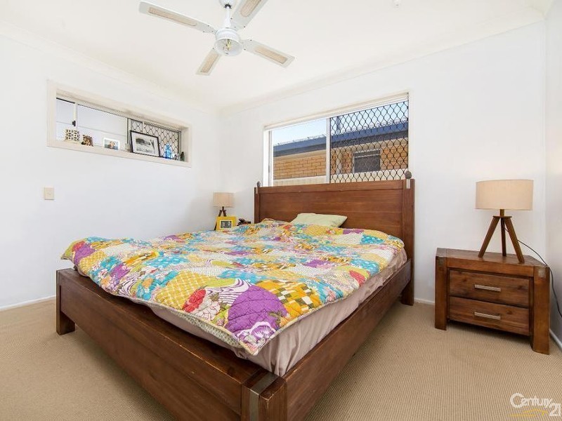 68 Sunshine Parade, Miami QLD 4220