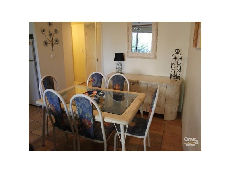 27/23 Wharf Road, Surfers Paradise QLD 4217