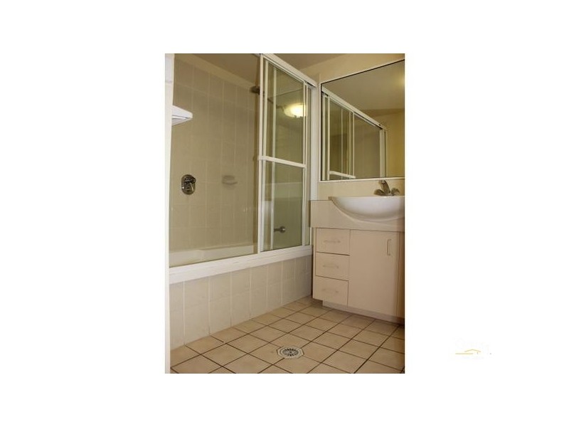 27/23 Wharf Road, Surfers Paradise QLD 4217