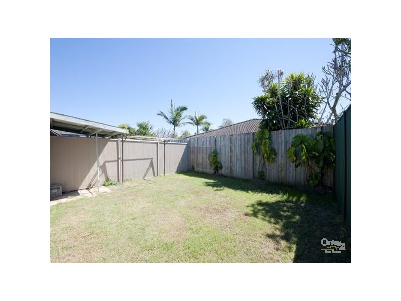 1/3 Birigun Street, Mermaid Waters QLD 4218