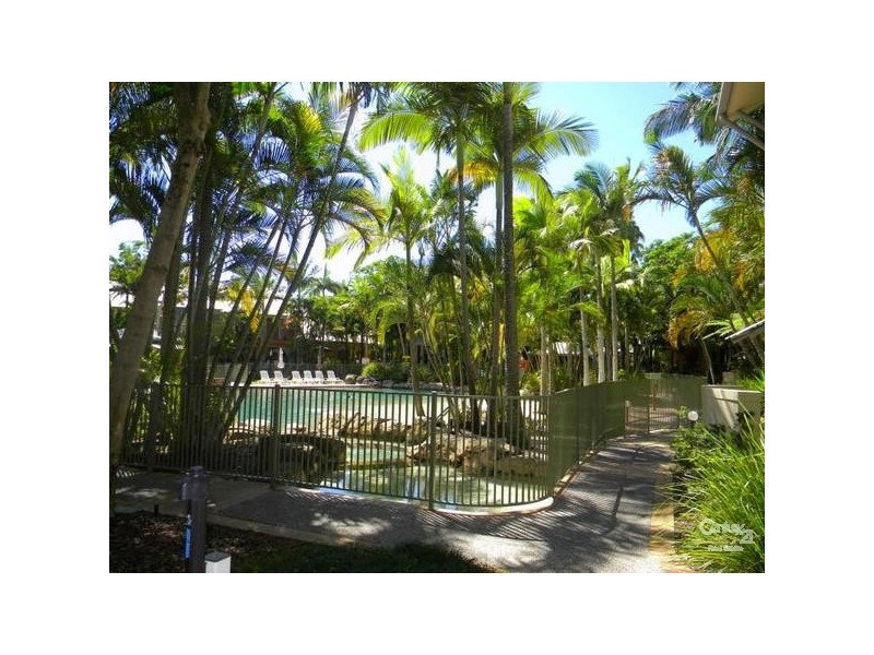 38/2320 Gold Coast Highway, Mermaid Beach QLD 4218